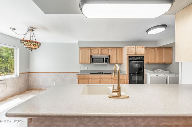 630 Sapphire Cricle, Reno, NV 89509