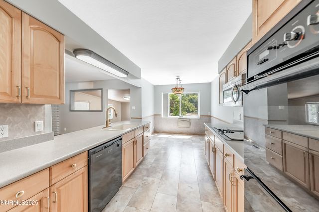 630 Sapphire Cricle, Reno, NV 89509