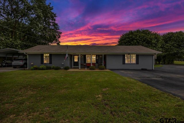 13769 Jennifer St, Lindale, TX 75771