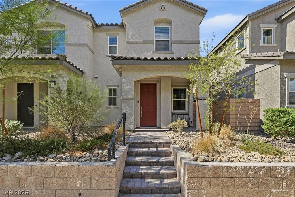 4562 Queens Hill Street, North Las Vegas, NV 89031 — photo 2