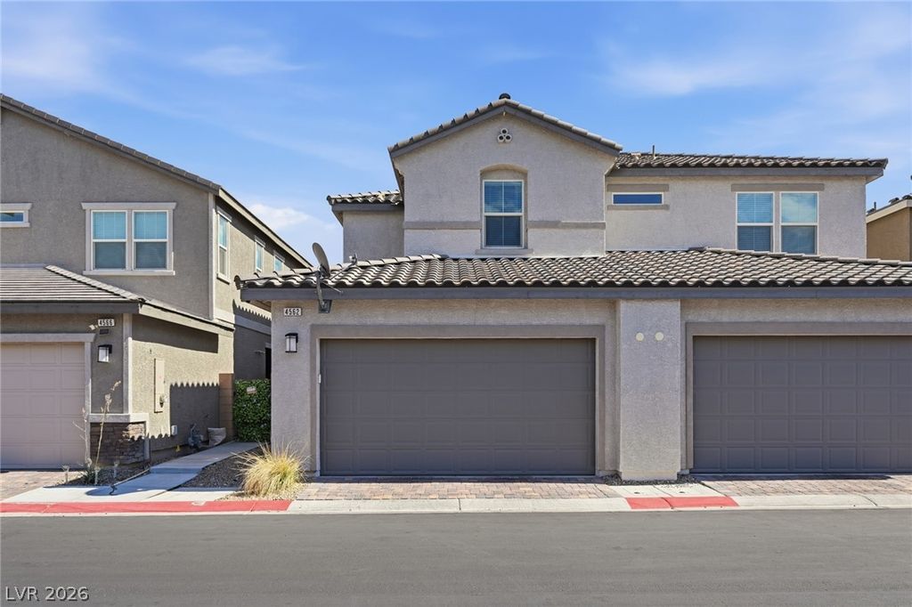 4562 Queens Hill Street, North Las Vegas, NV 89031 — photo 3