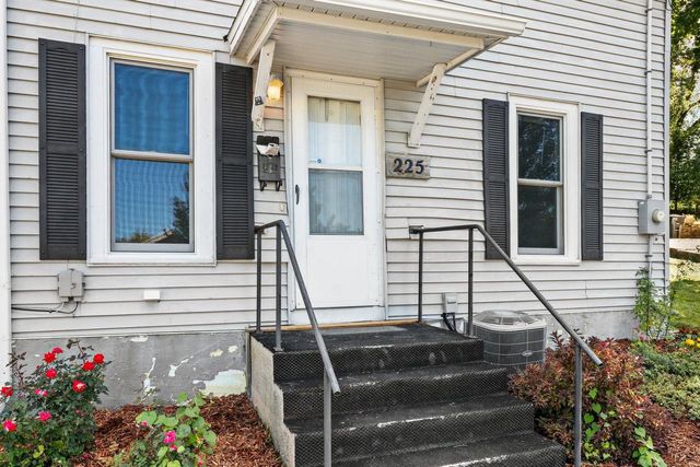 225 Hillside Avenue, Stoughton, WI 53589