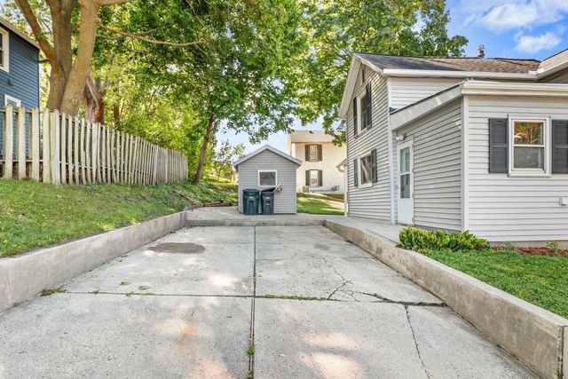 225 Hillside Avenue, Stoughton, WI 53589