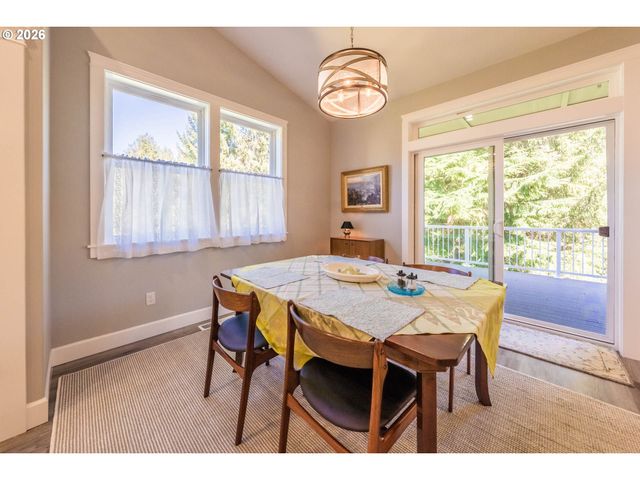 5762 Ne VOYAGE Way, Lincoln City, OR 97367