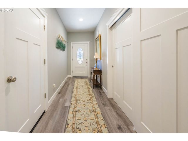 5762 Ne VOYAGE Way, Lincoln City, OR 97367