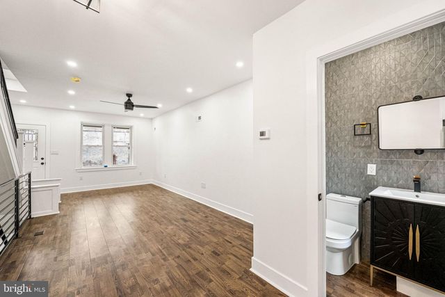 2523 W THOMPSON ST, Philadelphia, PA 19121