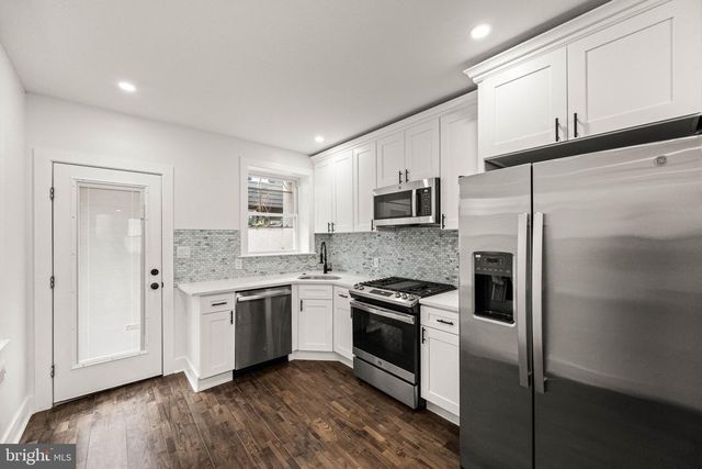 2523 W THOMPSON ST, Philadelphia, PA 19121