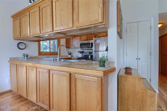 2475 Jackson Boulevard, Highland Charter Township, MI 48356