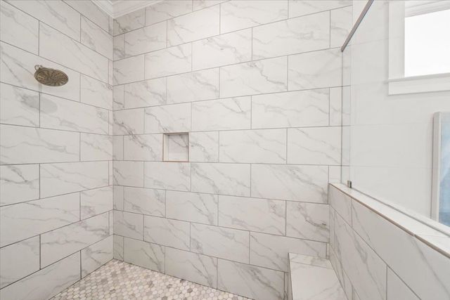 421 CATAWBA VALLEY DR, Collierville, TN 38017