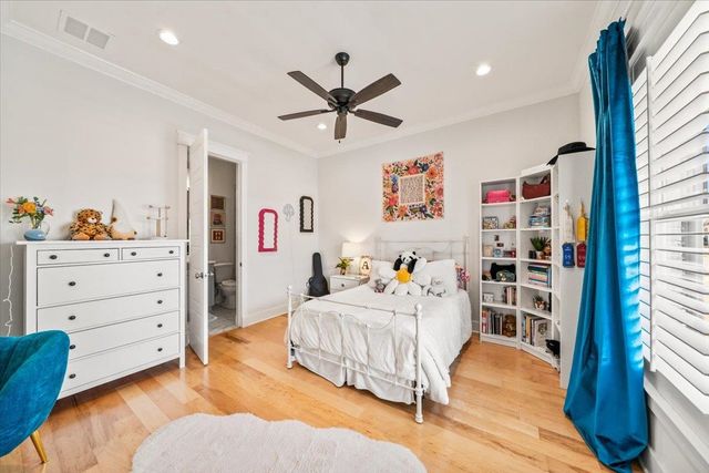 421 CATAWBA VALLEY DR, Collierville, TN 38017