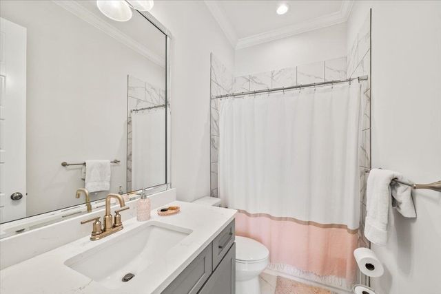 421 CATAWBA VALLEY DR, Collierville, TN 38017