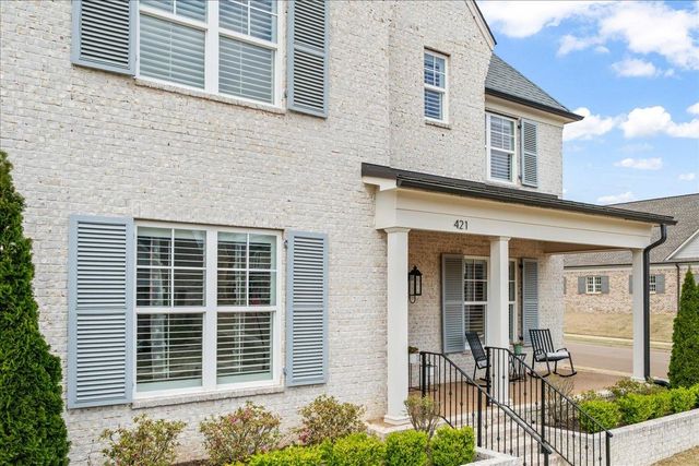 421 CATAWBA VALLEY DR, Collierville, TN 38017