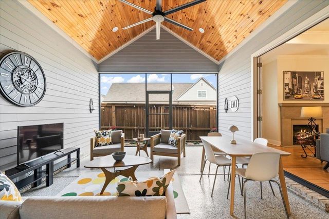 421 CATAWBA VALLEY DR, Collierville, TN 38017