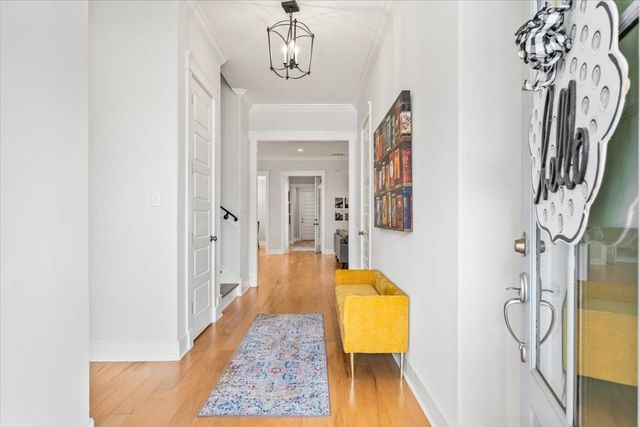 421 CATAWBA VALLEY DR, Collierville, TN 38017