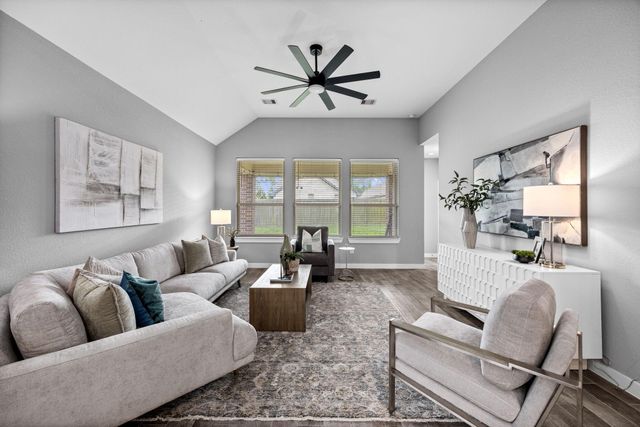 7917 Spring Run Drive, Magnolia, TX 77354