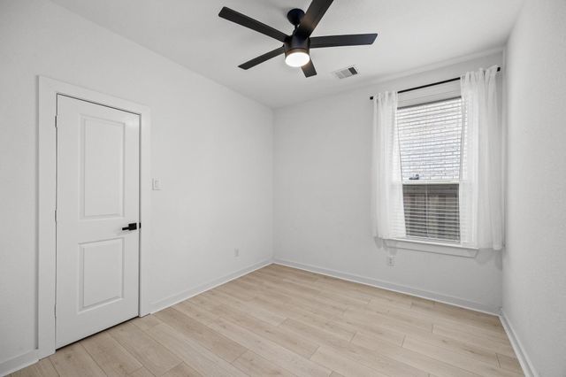 7917 Spring Run Drive, Magnolia, TX 77354