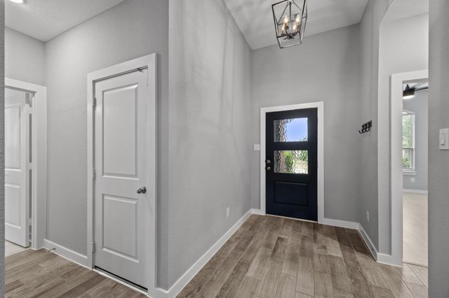 7917 Spring Run Drive, Magnolia, TX 77354