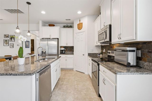 15528 BLACKBEAD STREET, Winter Garden, FL 34787