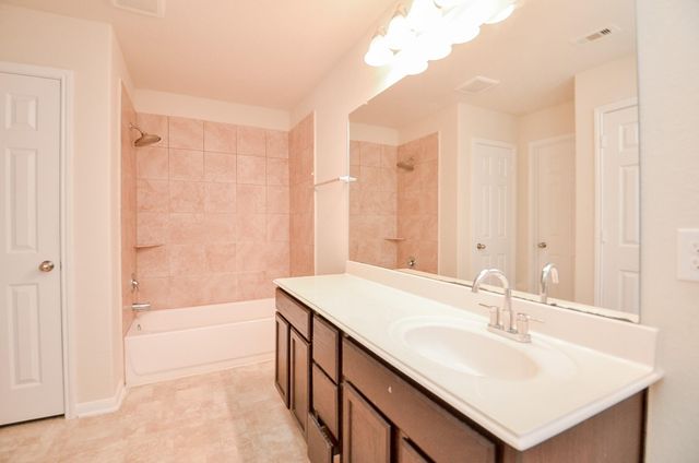 3351 Dale Ridge Trail, Houston, TX 77084