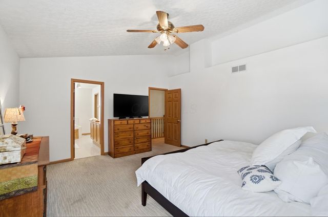 8910 Sedona Court, Lewis Center, OH 43035