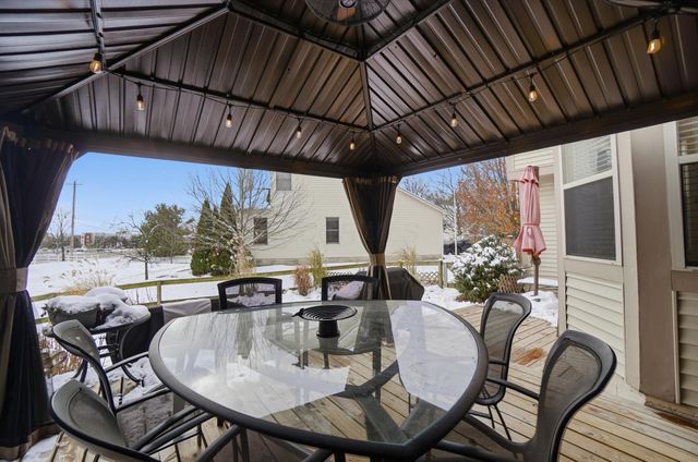 8910 Sedona Court, Lewis Center, OH 43035