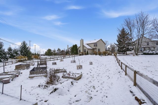 8910 Sedona Court, Lewis Center, OH 43035