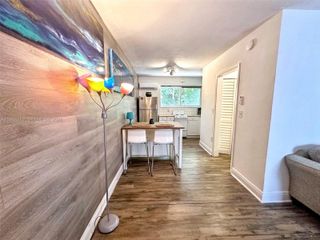 3071 SW 27th Ave 19, Miami, FL 33133