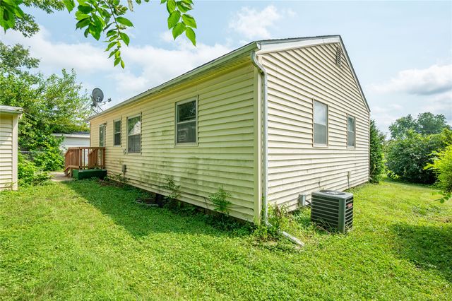 211 Mckinley Avenue, Des Moines, IA 50315