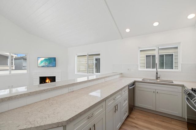 204 David Drive, Newport Beach, CA 92663