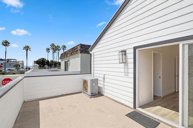 204 David Drive, Newport Beach, CA 92663