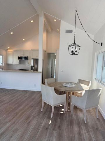 204 David Drive, Newport Beach, CA 92663