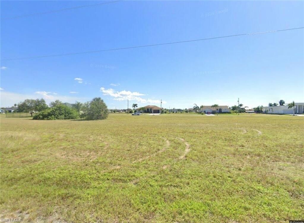 Image 1 of property listing at 4226 NW 34th ST, Cape Coral, FL 33993