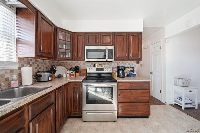 107 Renfrew Avenue, Adrian, MI 49221