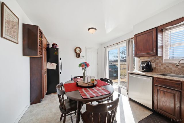 107 Renfrew Avenue, Adrian, MI 49221