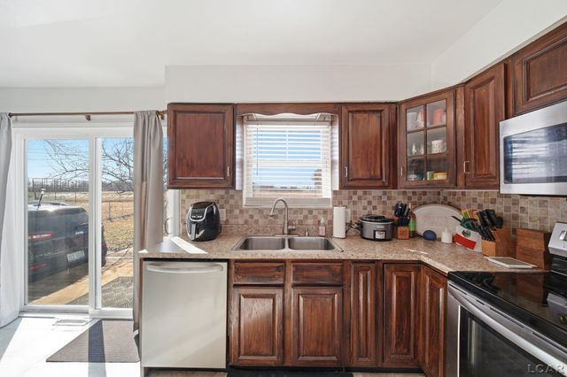 107 Renfrew Avenue, Adrian, MI 49221