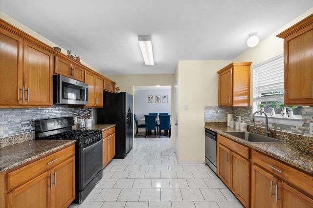 13723 Anwar Drive, Houston, TX 77083
