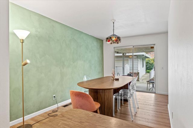 6310 Palm Dr, Carmichael, CA 95608