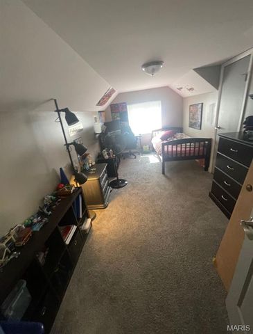 7927 South Rock Hill Road, St Louis, MO 63123