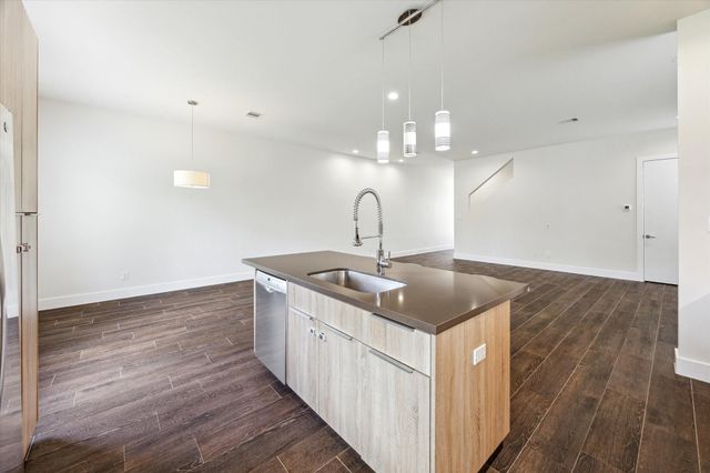 2220 Cortijo Place, Houston, TX 77091