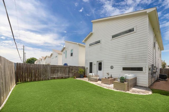 2220 Cortijo Place, Houston, TX 77091