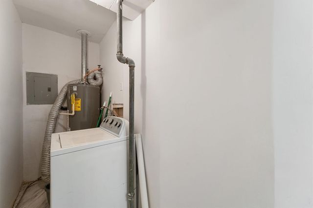 5826 Belmark Street, Houston, TX 77033