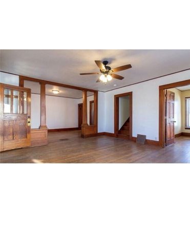 731-733 5th Avenue, Marion, IA 52302