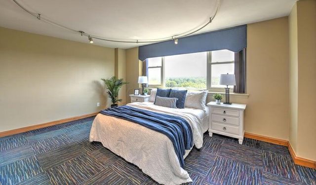 1620 E Broad Street, 1108, Columbus, OH 43203