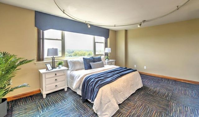 1620 E Broad Street, 1108, Columbus, OH 43203