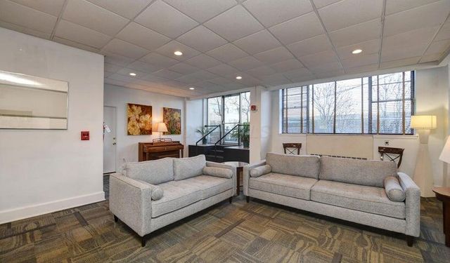 1620 E Broad Street, 1108, Columbus, OH 43203