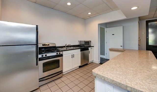 1620 E Broad Street, 1108, Columbus, OH 43203