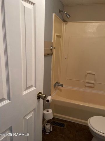 114 Rendezvous Road A, Scott, LA 70583