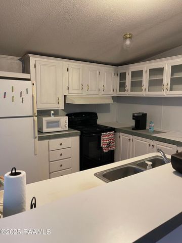 114 Rendezvous Road A, Scott, LA 70583