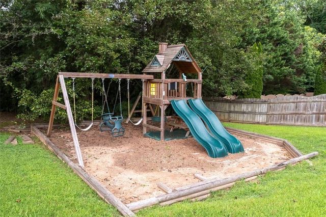 4341 Nesbin Drive NE, Kennesaw, GA 30144