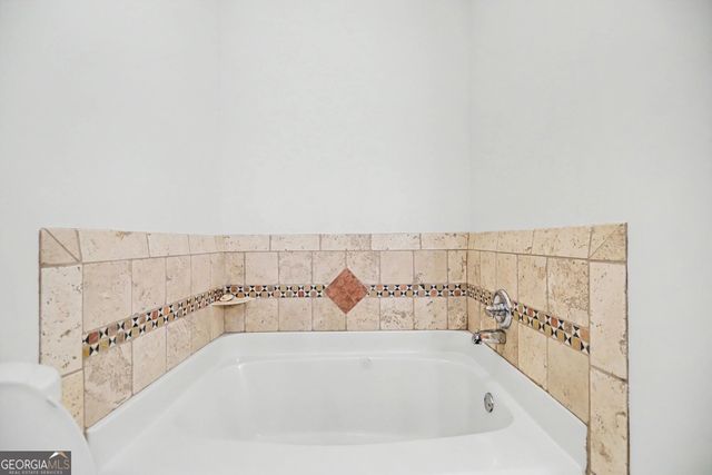 375 Highland Avenue NE 404, Atlanta, GA 30312